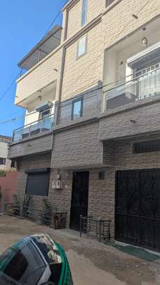 A loué joly apartuman 1etage sacreceur3 image 9
