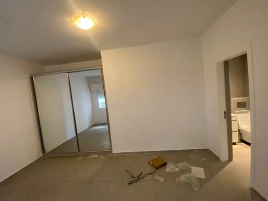 Magnifique appartement virage cité biagui image 3
