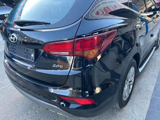 Hyundai Santa Fe 7 places diesel 2018 image 11