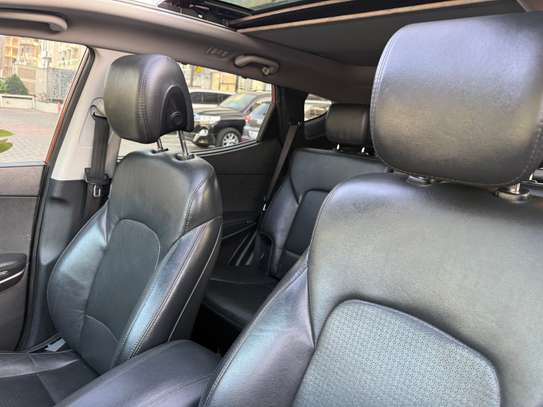Hyundai SANTAFE image 15