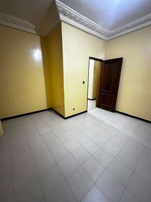 STUDIO F2 À  LOUER À  NGOR image 3