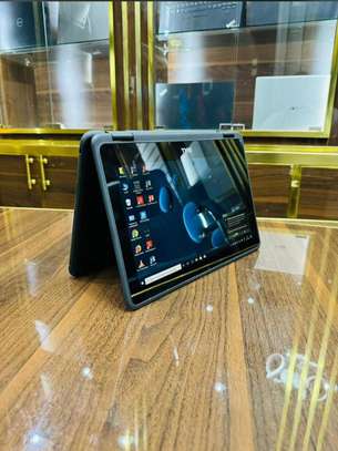 PC portable convertible tactile 2-en-1 noir pivot 360° image 1