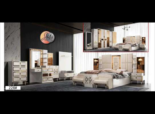 CHAMBRE À COUCHER 8BATTANTS 228# image 1