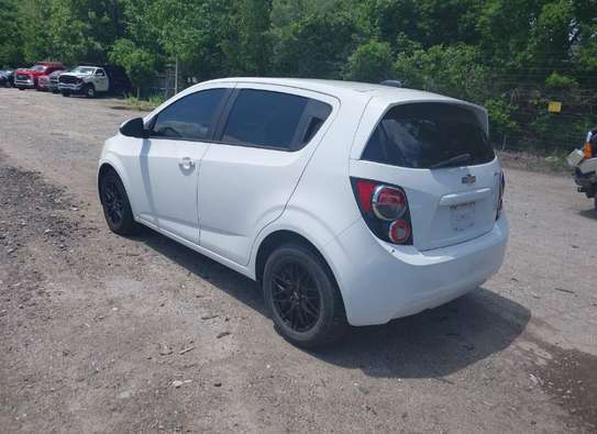Chevrolet SONIC 2016 image 9