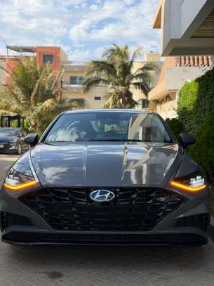 Hyundai sonata image 4