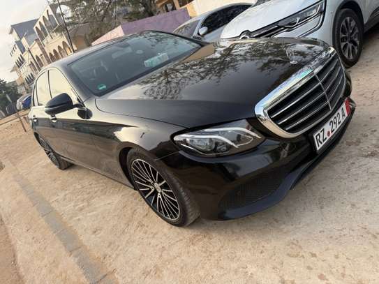 Mercedes Benz Class E 2019 sous douane image 2