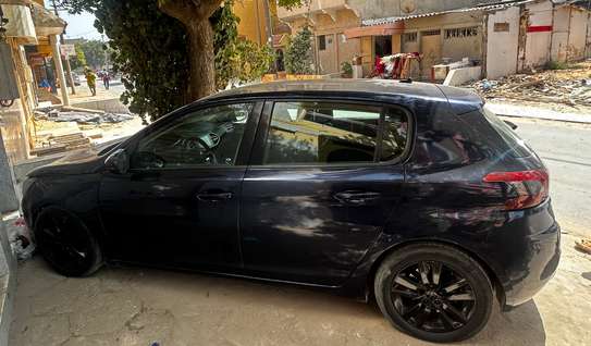 Peugeot 308 image 8