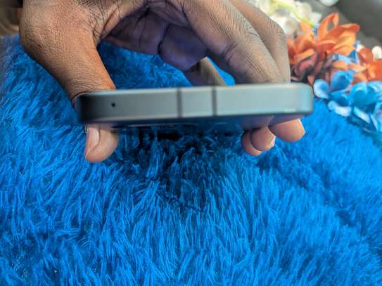 GOOGLE PIXEL 9A image 5