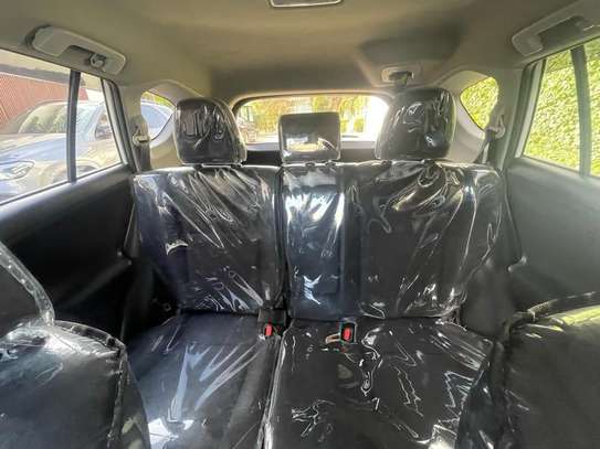 TOYOTA RAV 4 2018 image 7