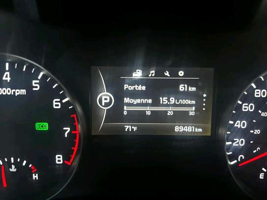 KIA SPORTAGE 4WD image 6