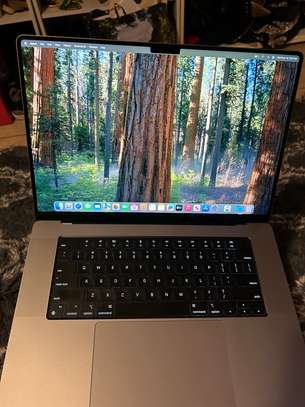 MACBOOK 16POUCE M1PRO image 1