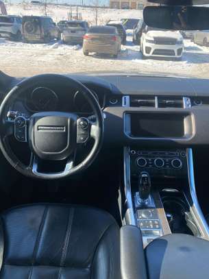Ranger Rover sport image 8