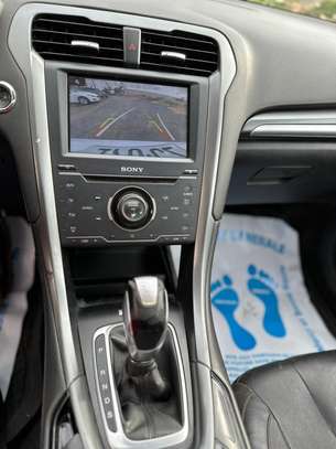 FORD FUSION TITANIUM image 9