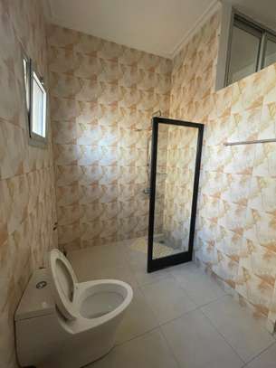 STUDIO MEUBLÉ A LOUER SICAP FOIRE image 9