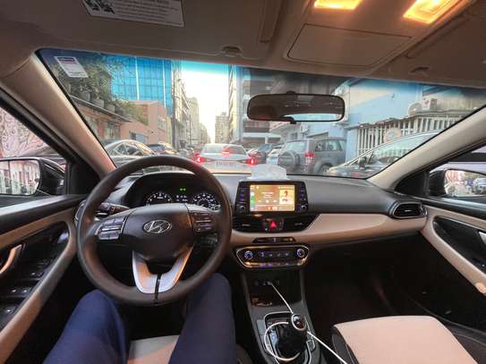 Hyundai Elantra GT 2019 image 7