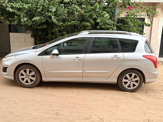 Peugeot 308 2012 image 4
