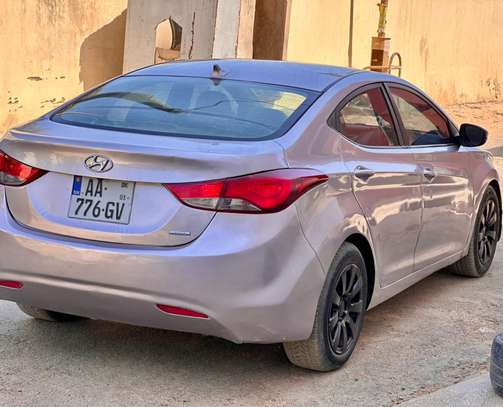 Elintra année 2012 image 9