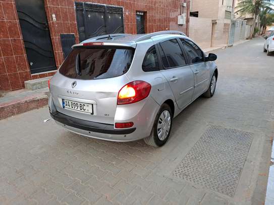 RENAULT CLIO 3 DIESEL 2012 image 6