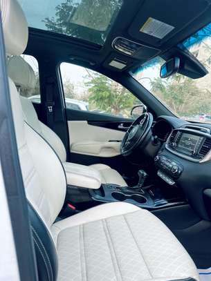 Kia Sorento 7 places 2017 image 10