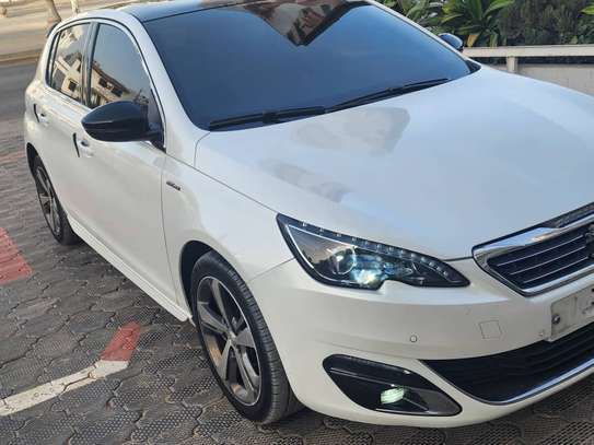 Peugeot 308 2017 image 13