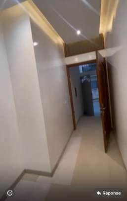 UNE VILLA WN DUPLEX image 5