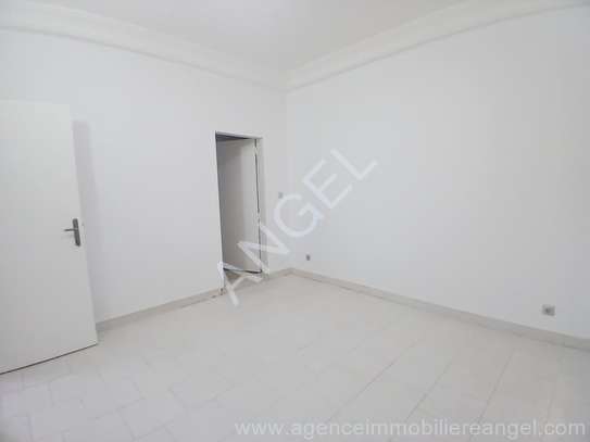 Ref_2924_SEY Appartement à louer à Batrain image 8