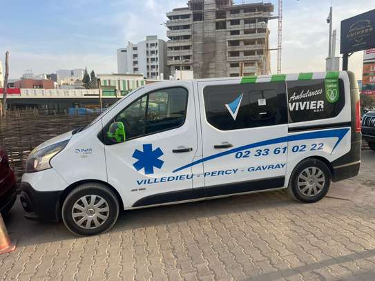 Ambulance image 4