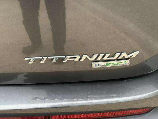 Ford Edge titanium image 9