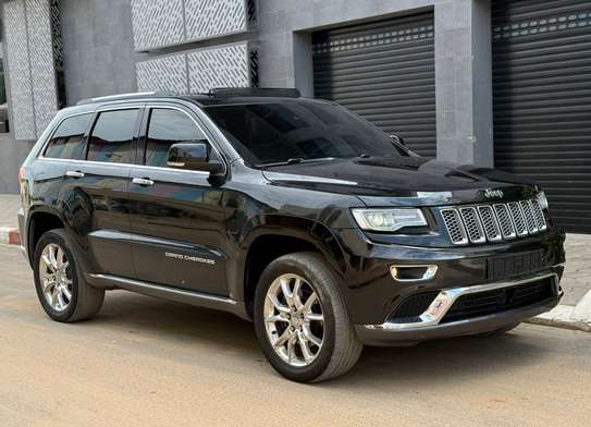Jeep Grand Cherokee image 4