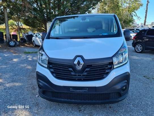 Renault trafic 2015 image 1