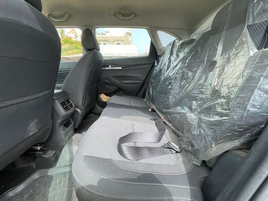 Kia Sportage SUV gris polyvalent confort et sécurité image 6