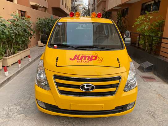 Hyundai Grand starex 2017 image 1