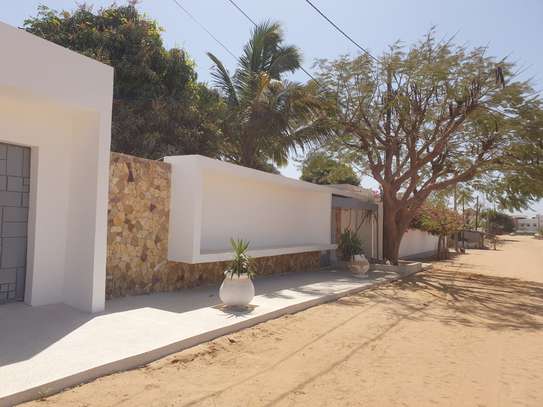 A vendre Terrain 1250m2 à Saly, 2000m de la plage image 4