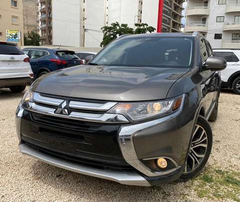 Mitsubishi Outlander sport 2017 image 2