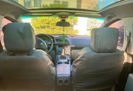 Peugeot 3008 Année 2011 image 9