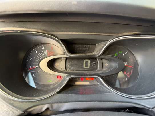 2017 RENAULT QM3 image 10