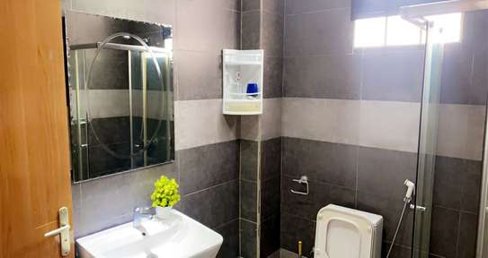 Appartement meublé 3 chambres salon Virage piscine, jardin image 13