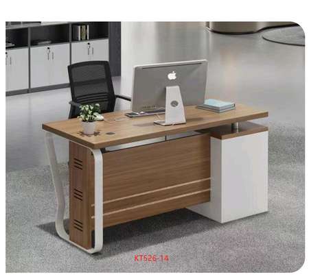 Mobilier de bureaux 1.40 m image 1