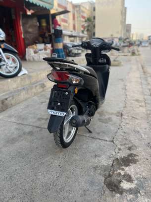 Honda Vision let’s go image 5