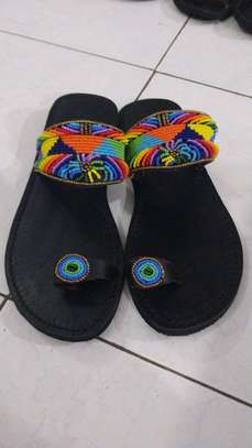 Chaussures Africaine perlé en cuir image 3
