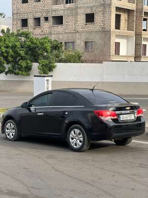 Chevrolet Cruz 2012 image 4