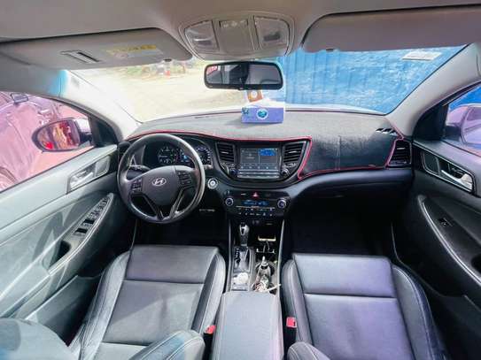HYUNDAI TUCSON 2016/17 2.0 image 11