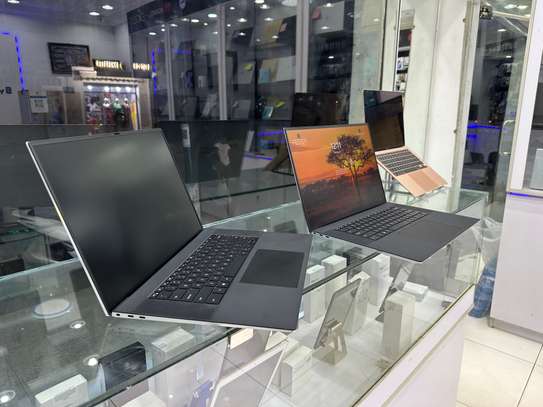 Dell XPS 9700 i7 32Go 1To 17 pouces image 5