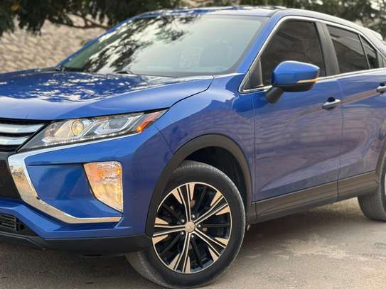 Mitsubishi Éclipse Cross 2018 venant image 4