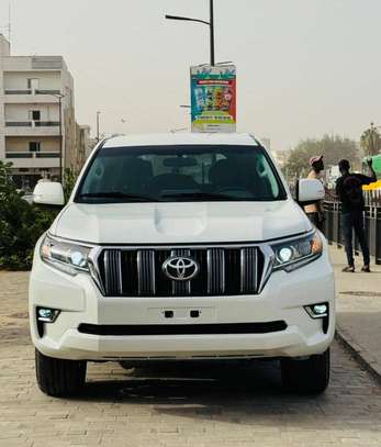 Toyota Prado image 3