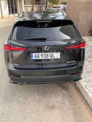 Lexus NX300  2018 image 10
