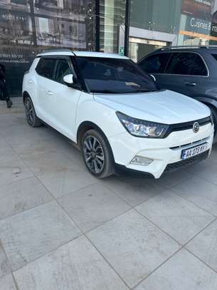 Tivoli 4X2 2018 image 3