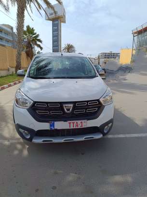 DACIA Lodgy Stepway 7 places image 4