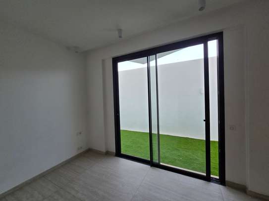 Villa contemporaine au Plateau image 8