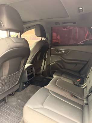 Audi Q8 2019 image 13